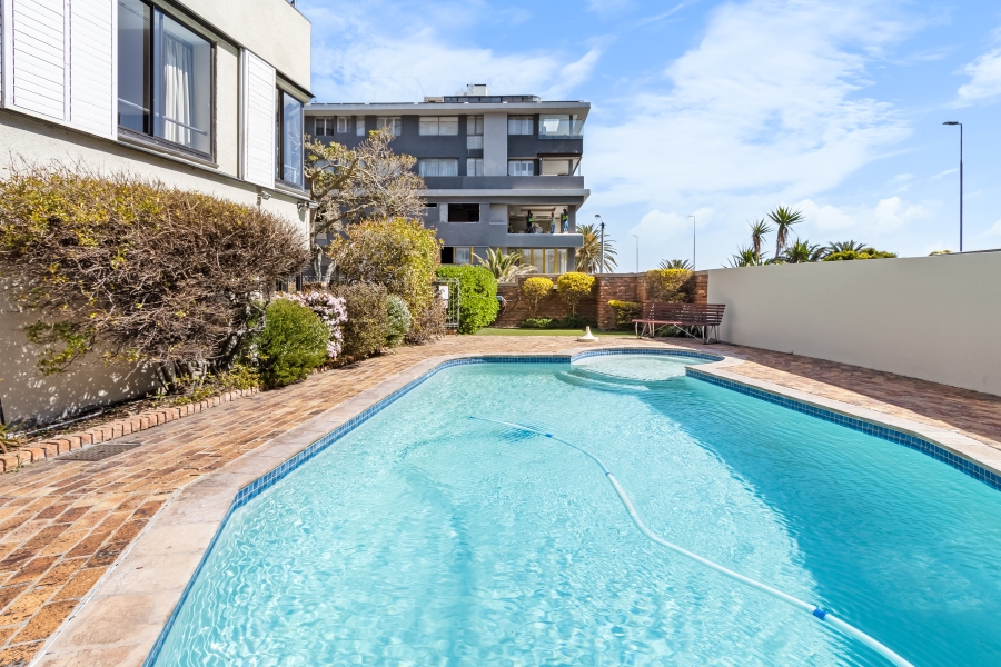 To Let 2 Bedroom Property for Rent in Sea Point Western Cape